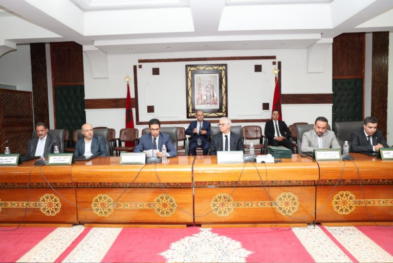 أكد وزير التجهيز والماء، نزار بركة، أن نسبة تقدم أشغال إنجاز سد الرتبة بجماعة الودكة.jpg