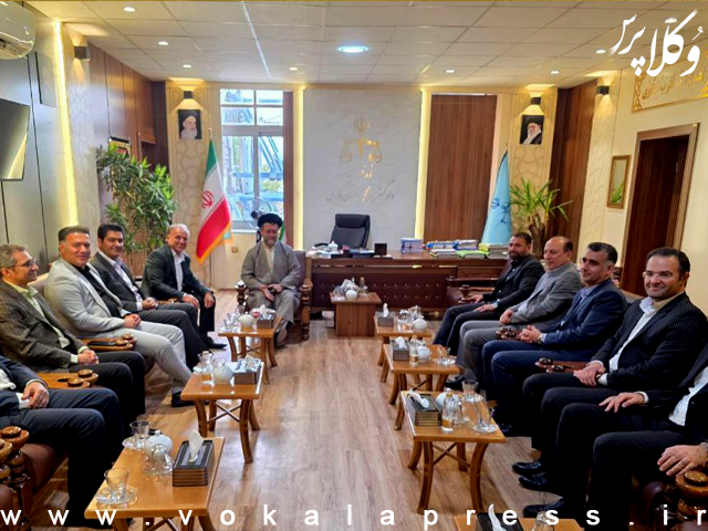 رئیس کانون وکلای منطقه فارس: با بروز هر اتفاقی در کشور اولین واکنش دادگستری ایجاد محدودیت برای وکلا جهت ورود به مجتمع های قضایی است با بروز هر اتفاقی در کشور اولین واکنش دادگستری ایجاد محدودیت برای ورود وکلا جهت ورود به مجتمع های قض.webp