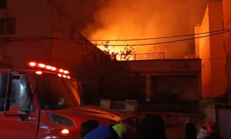 اندلاع النيران في محل لبيع الخشب بفاس – مراكش الان | marrakech press حريق.jpg