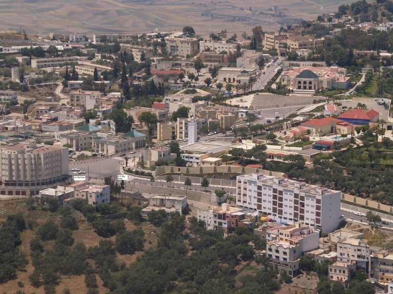 الأكثر فقرا وطنيا.. منتدى يطالب بتفعيل العدالة المجالية في إقليم تاونات تونات.jpg