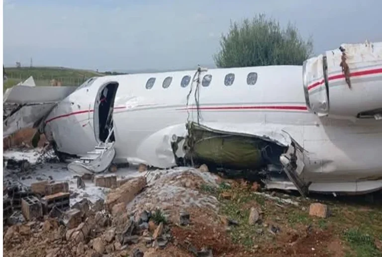 Avion11 1744394990.webp.webp