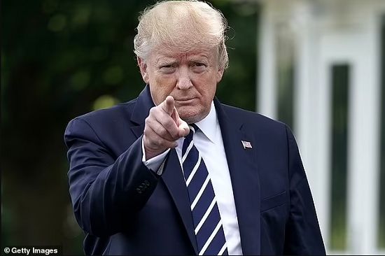 “حرروا واشنطن! حرروا فلسطين! ترامب هو هتلر عصرنا!” – الميادين نيوز الرئيس الامريكي.jpg