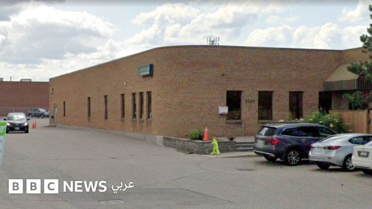 123773526 123771835 mosqueexterior 1.jpg