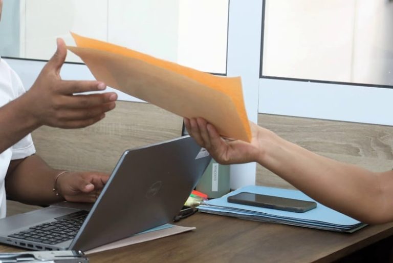 1761776822 dossier.jpg