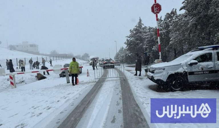 Ifrane neige barriere 1.jpeg